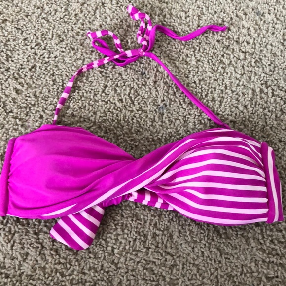 Bikini Set - Picture 2 of 7